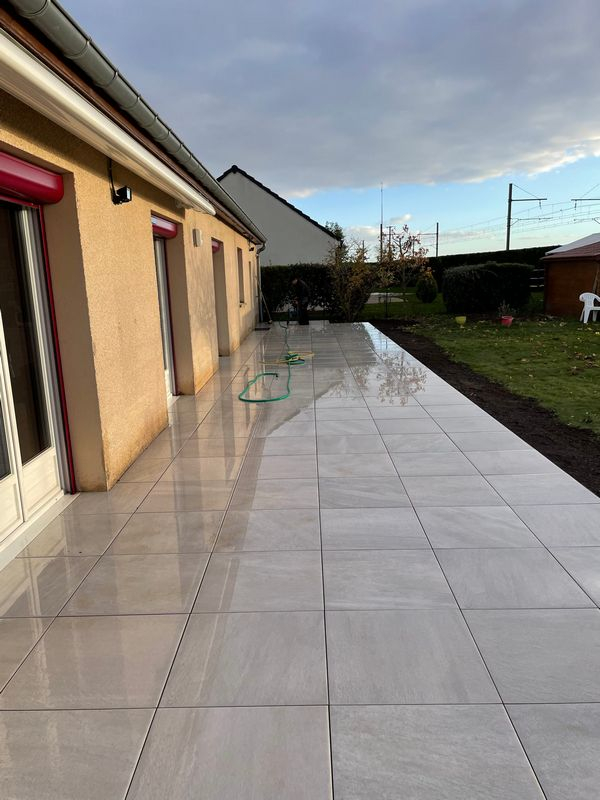 Installation de terrasse, Dijon, L'Art des Jardins