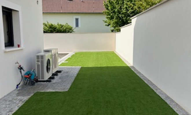 Création d'un gazon synthétique, Dijon, L'Art des Jardins